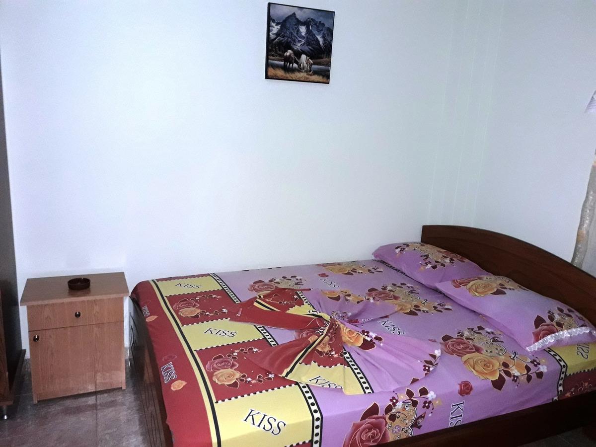 Tani'S Guesthouse Ksamil Kültér fotó