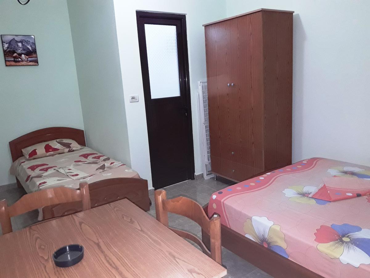 Tani'S Guesthouse Ksamil Kültér fotó