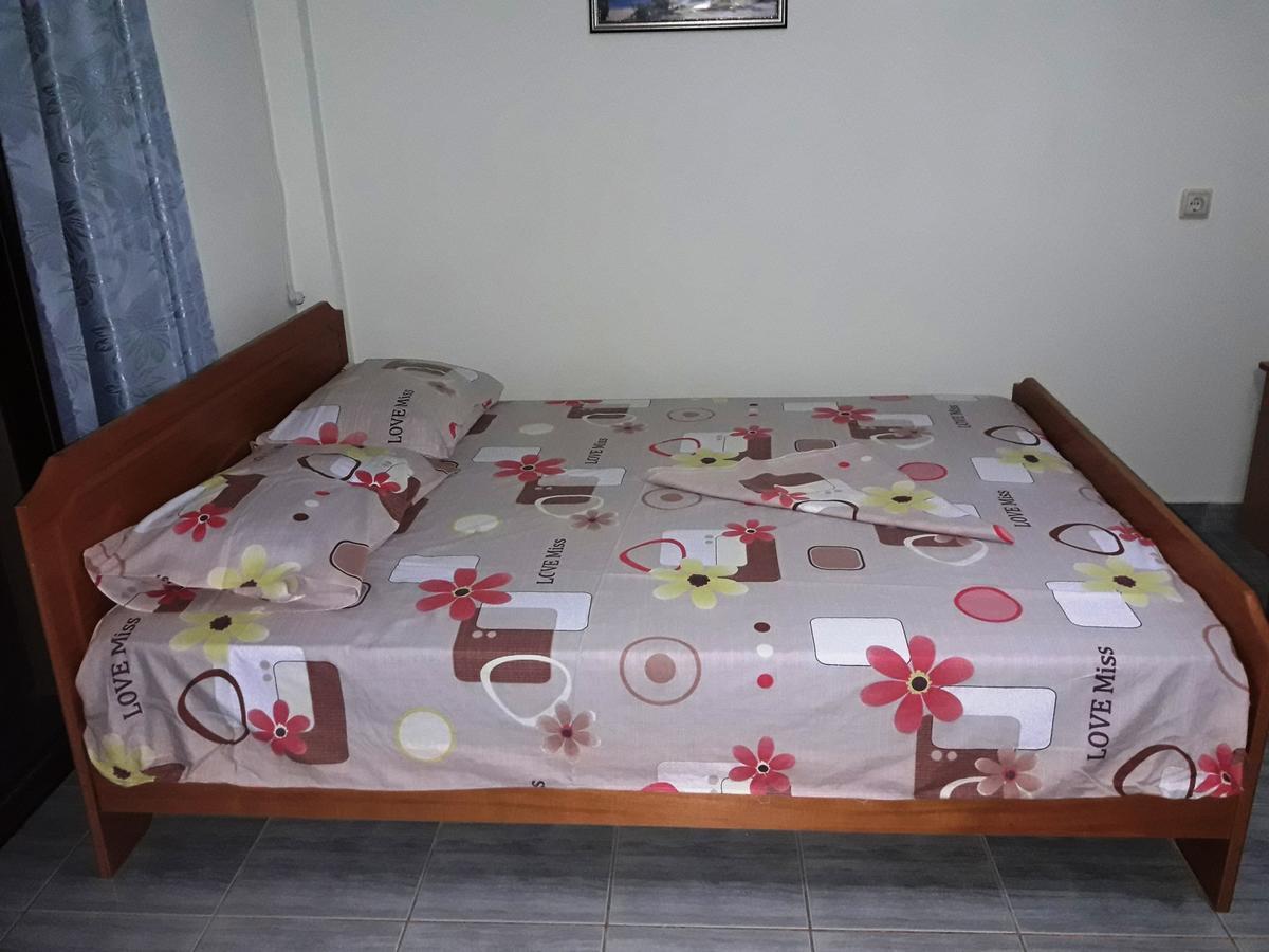 Tani'S Guesthouse Ksamil Kültér fotó